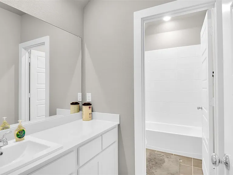 10604 Long Trail Dr — Photo 16
