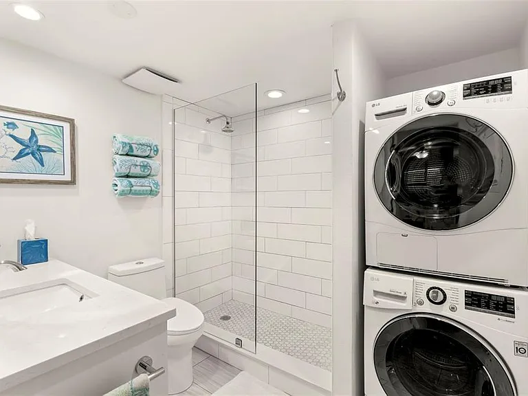 1848 Shore Dr S #402 — Photo 21