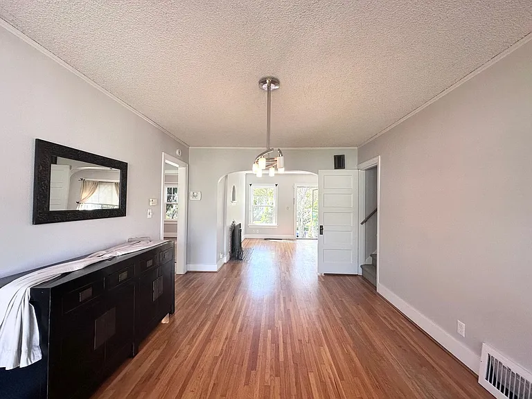 1928 NE 64th Ave — Photo 17