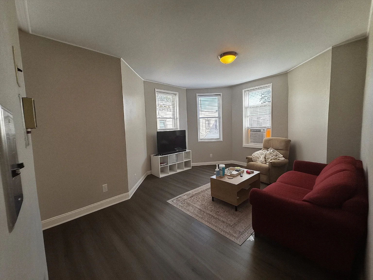 1 bed, 1.0 bath, 625 sqft, $2,500 — Photo 1