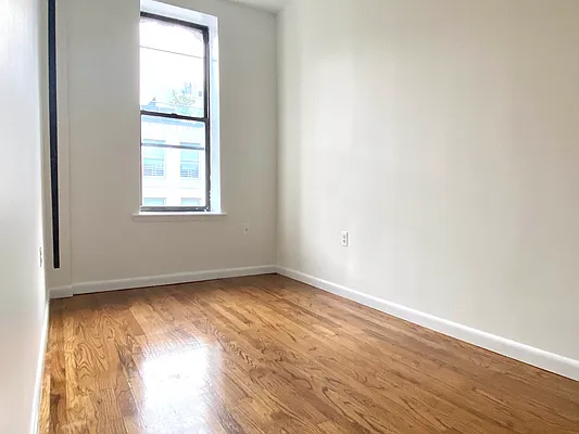 Rented by Corcoran | media 15