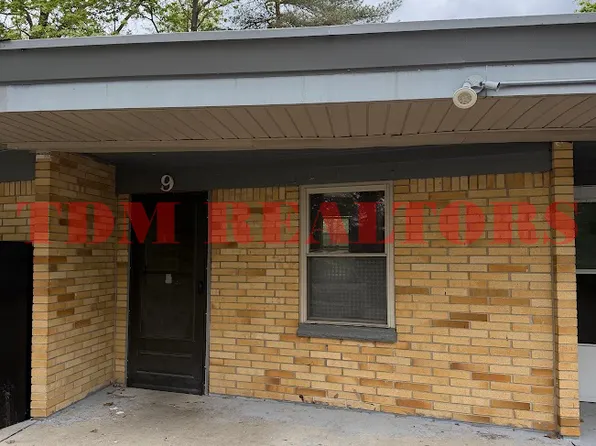 10100 S Saginaw St #9, Holly, MI 48442