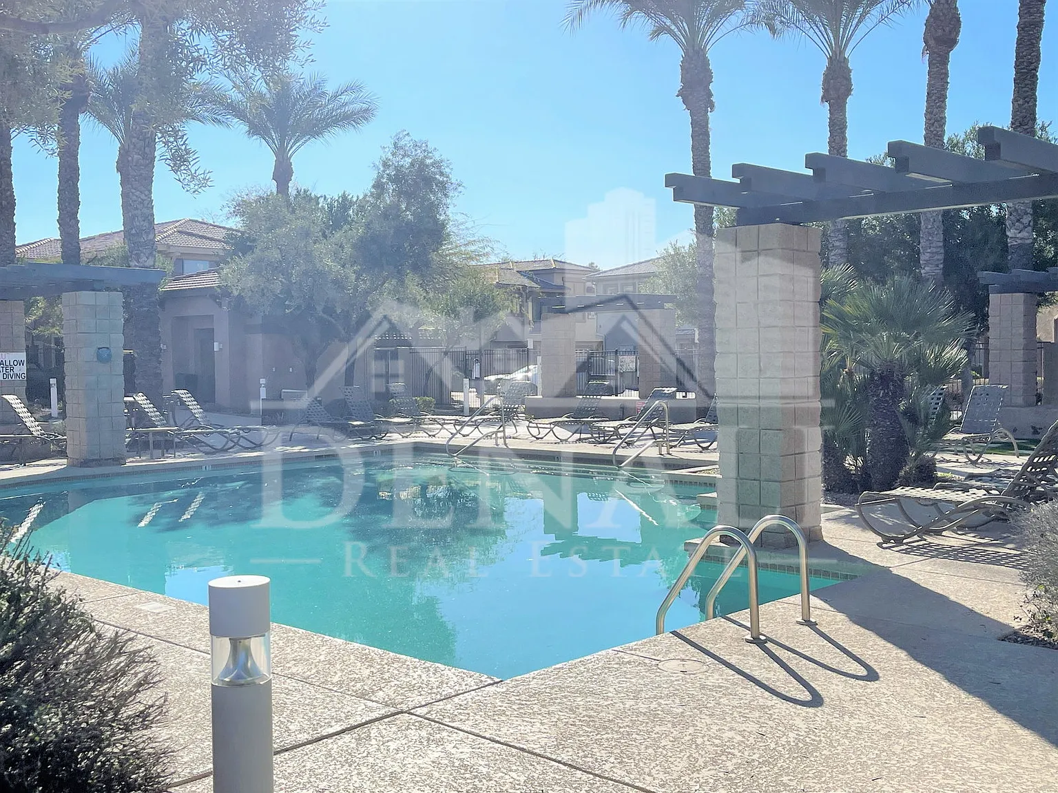 2 bed, 2.5 bath, 1385 sqft, $1,795 — Photo 1
