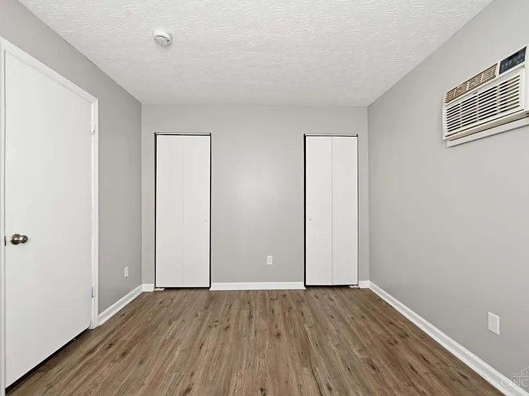 4102 South Ave #3 — Photo 7