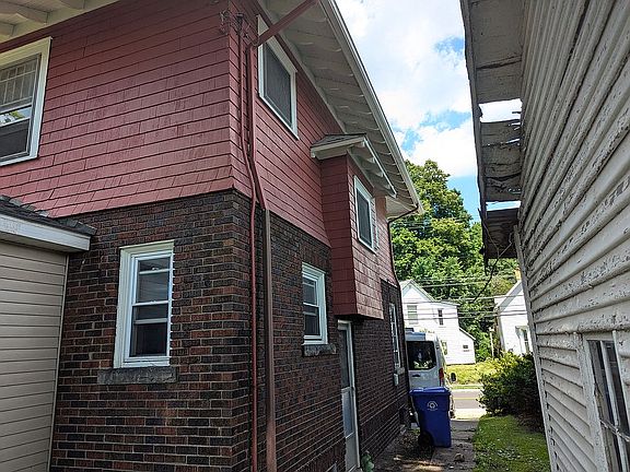 2nd image of 16 College Ave
