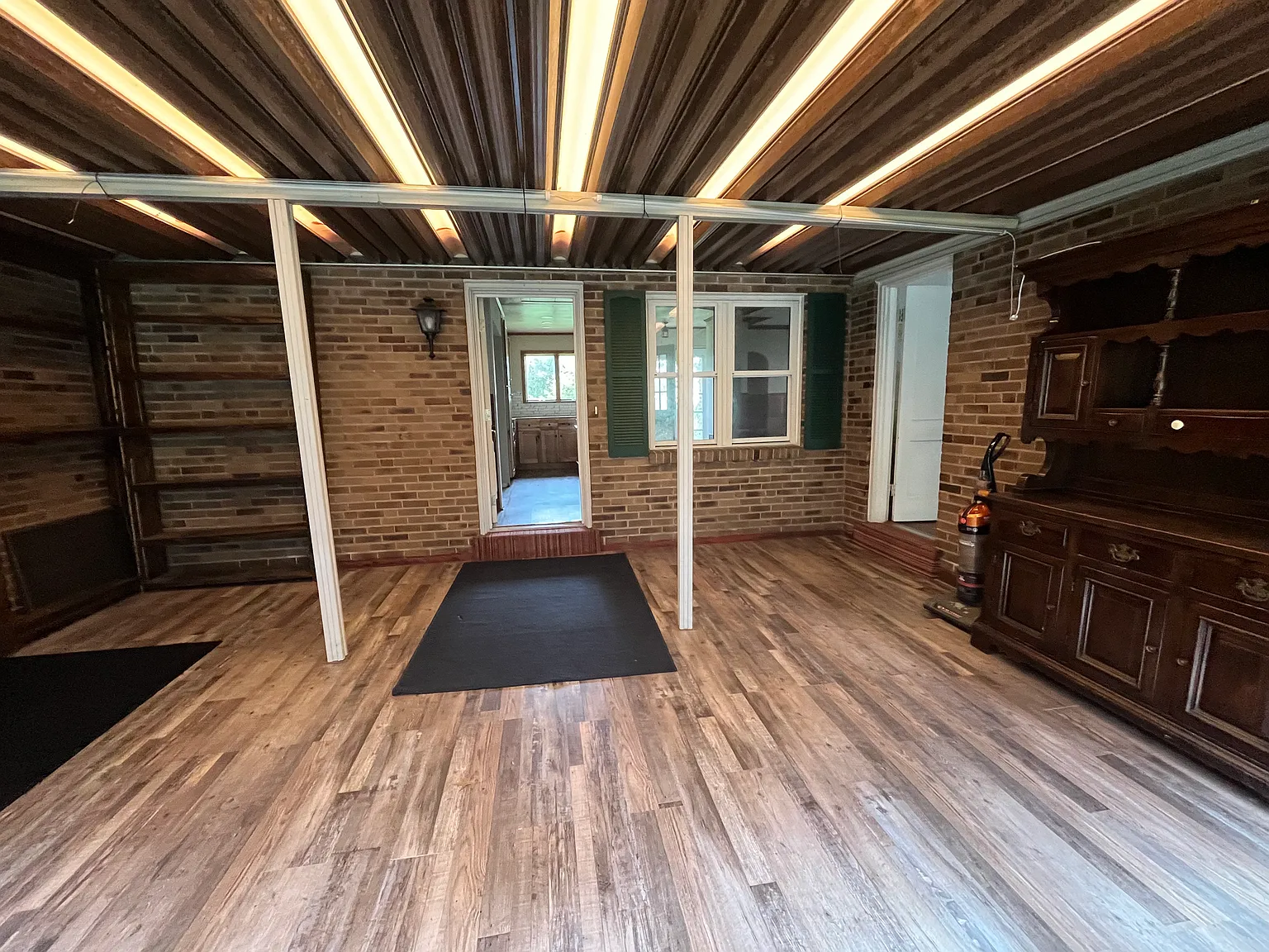 2 bed, 1172 sqft, $2,000 — Photo 3