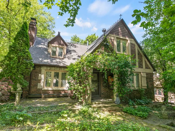 5740 Winthrop Ave, Indianapolis, IN 46220