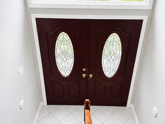 2nd image of 181 Hanson Ave