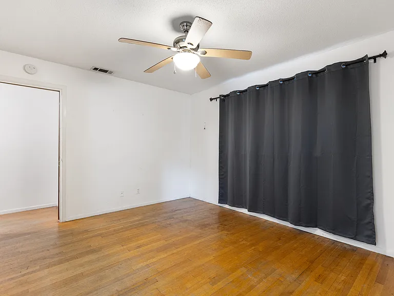 4765 Stallcup Dr — Photo 18