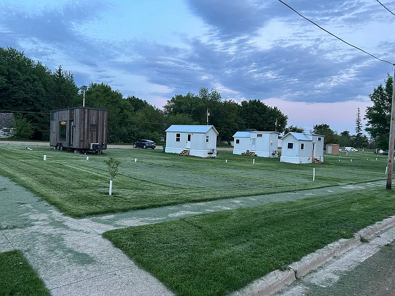 301 S Prairie St — Photo 17