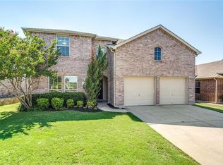 14001 Lost Spurs Rd, Roanoke, TX 76262