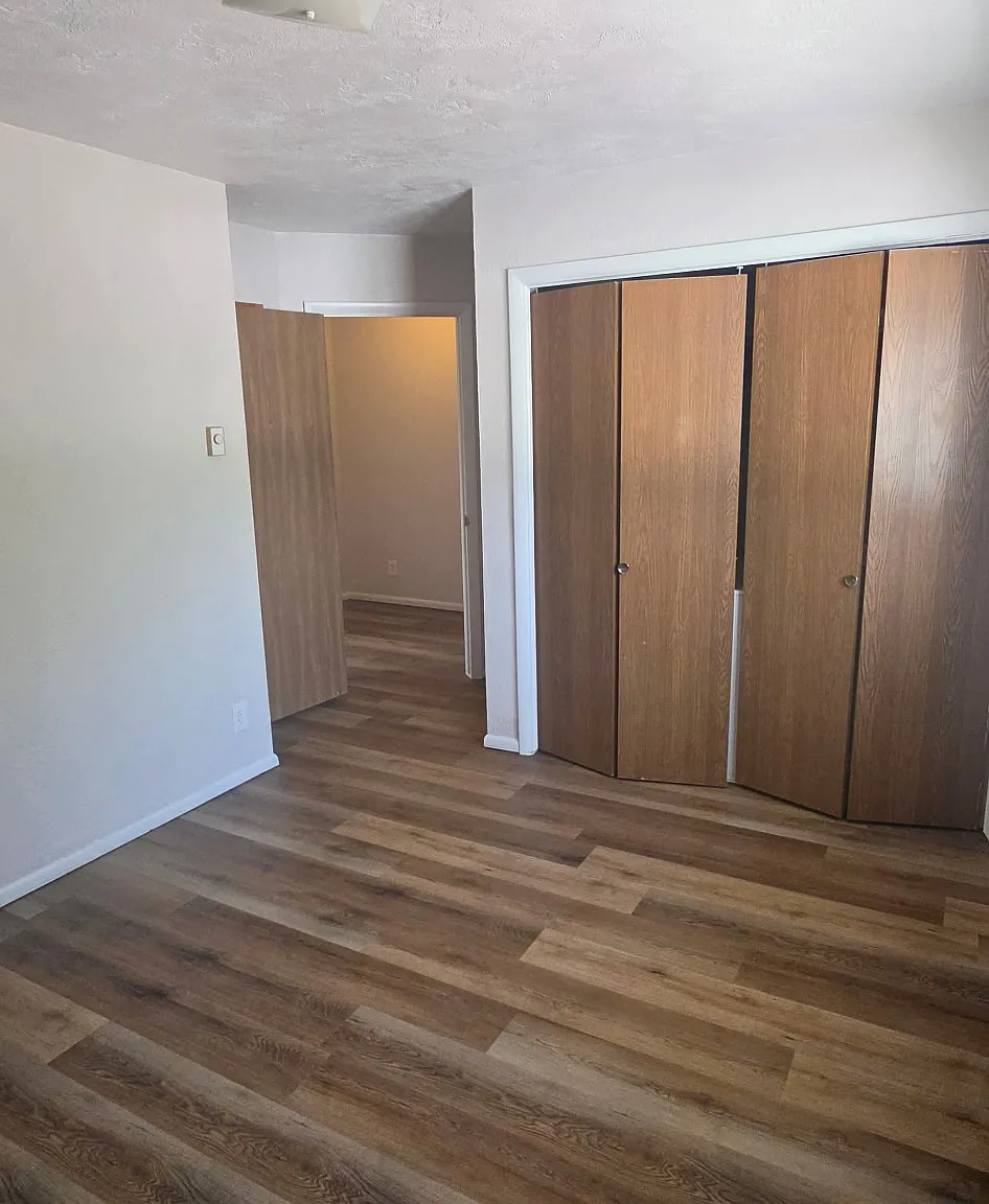 Moonlite Drive Town homes - 360 Moonlite #3 — Photo 2