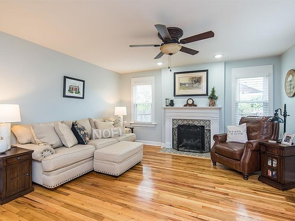 5th image of 1847 Pensacola Dr