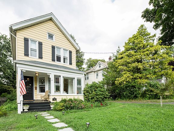 2nd image of 61 Lawton Ave