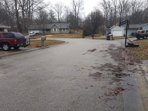 4th image of 4066 N Brookwood Dr