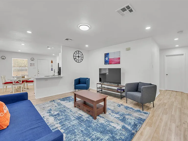 3514 Banda Ln — Photo 3