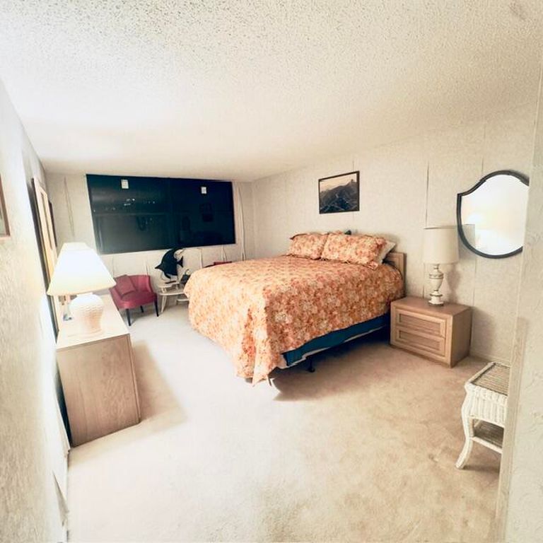 2900 NE 14th Street Causeway #403, photo 7