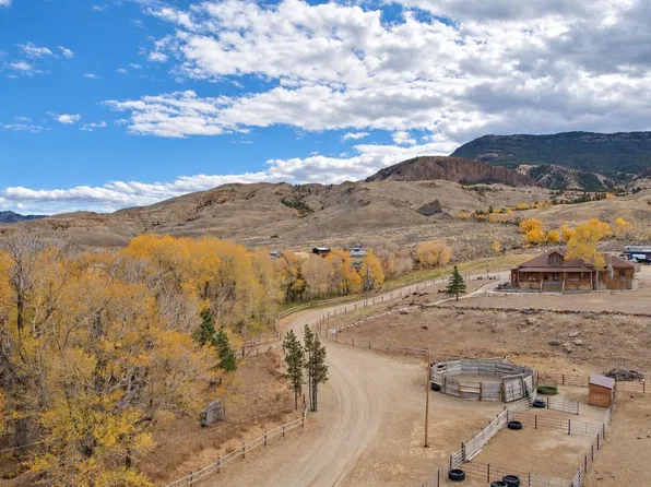 3080 & 3064 North Fork Hwy, Cody, WY 82414
