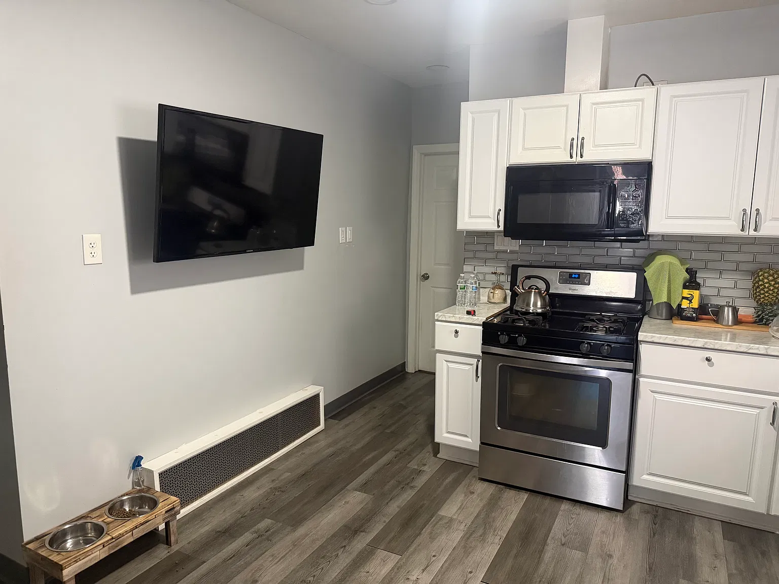 2 bed, $2,200 — Photo 1