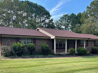 1130 S Matlock Ave, Athens, TN 37303
