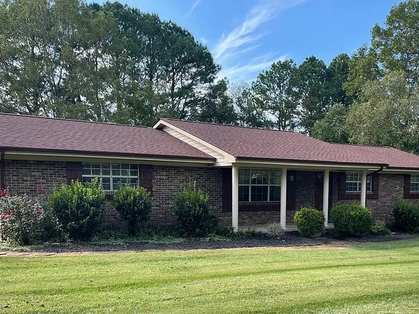 1130 S Matlock Ave, Athens, TN 37303