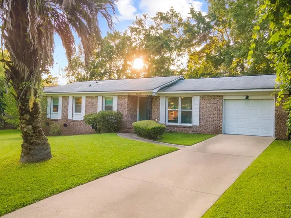 1242 Springhill Rd, Hanahan, SC 29410