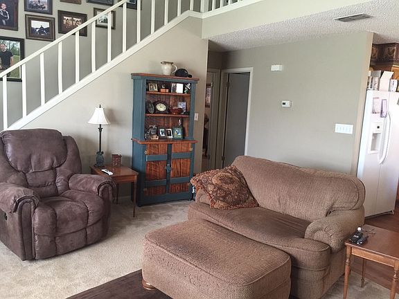 3rd image of 167 Pecan Meadows Dr