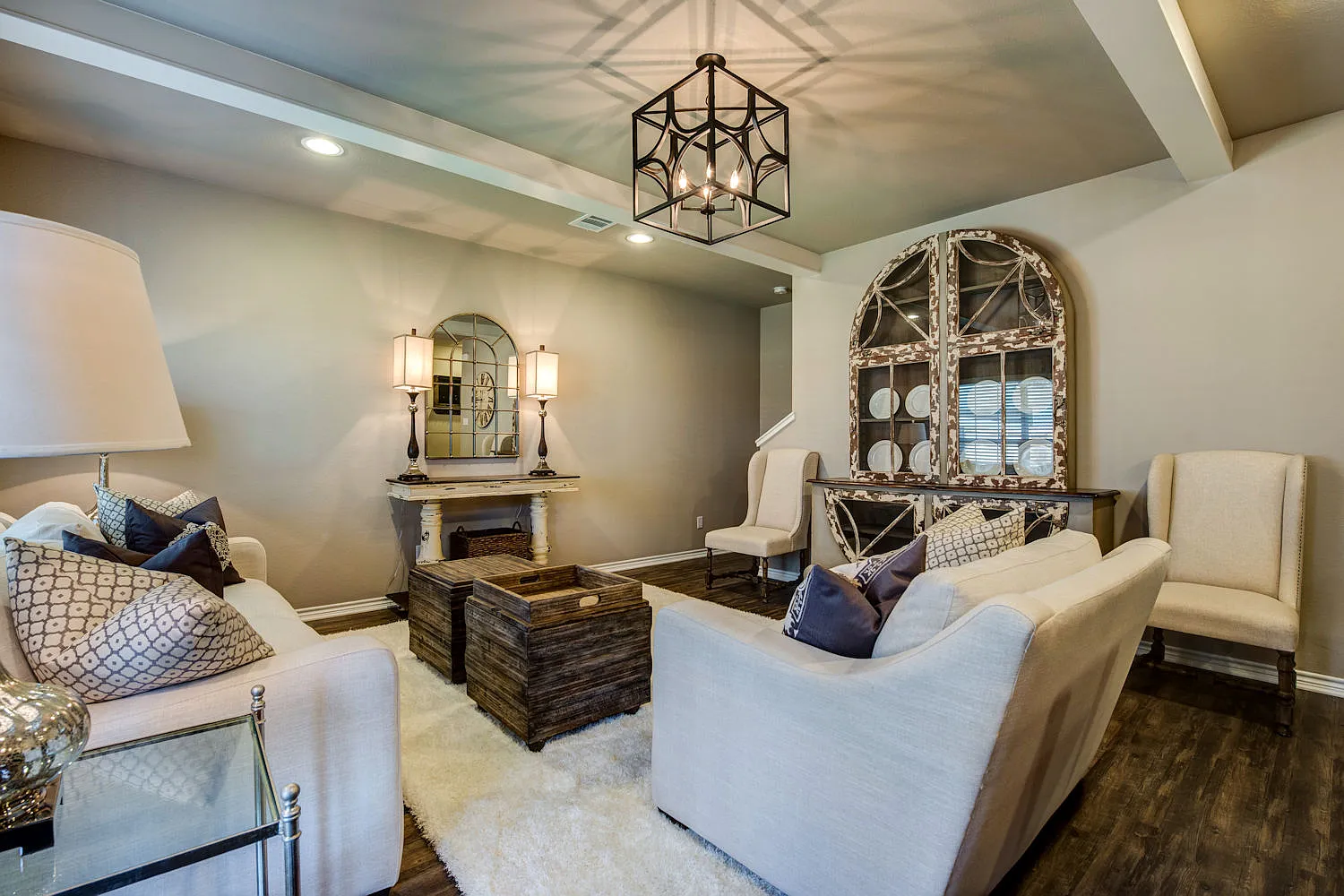 4 bed, 4.5 bath, 2099 sqft, $3,000 — Photo 2