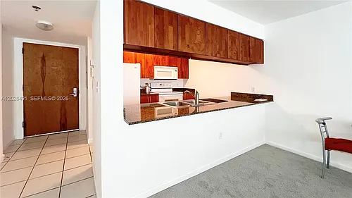 1200 Brickell Bay Dr Photo 1