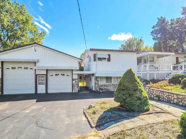 8181 Lewis Rd, Birch Run, MI 48415