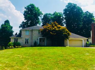1520 Barbie Dr, Boardman, OH