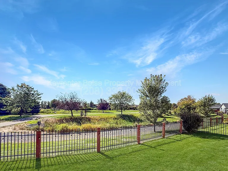 9753 W Wildbranch Dr — Photo 27