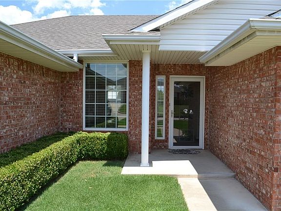 Front covered porch.