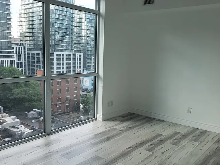 39 Sherbourne St #909 — Photo 4