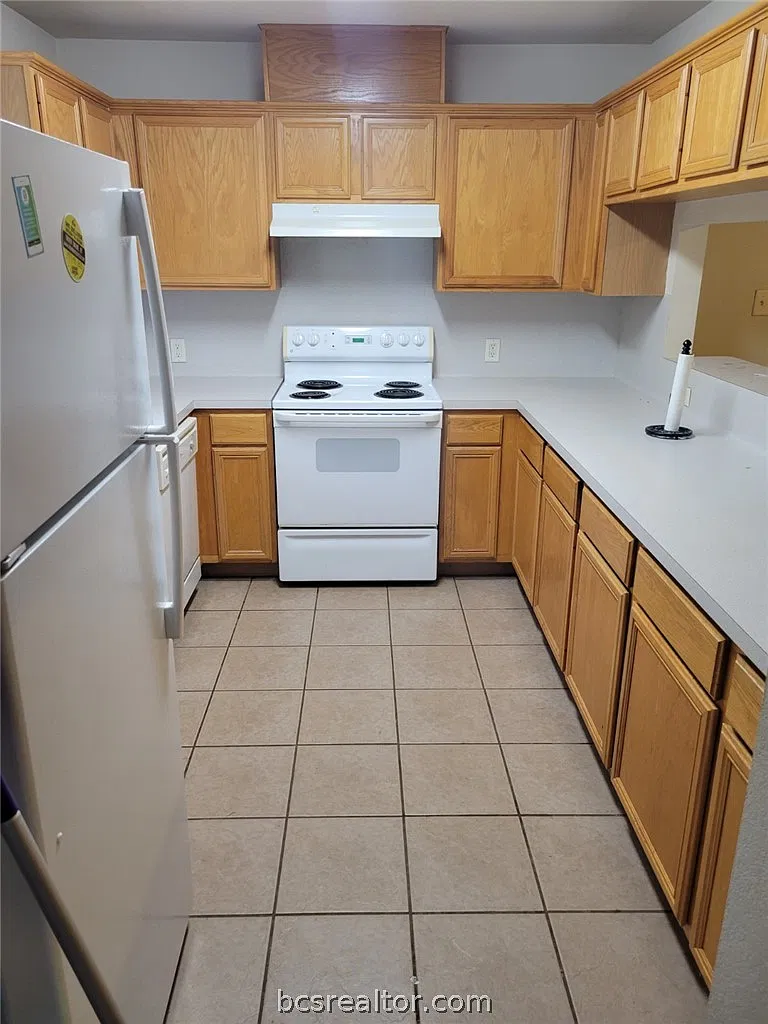 3 bed, 1315 sqft, $1,400 — Photo 4
