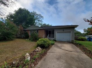 192 E Scott St, Sparta, MO 65753