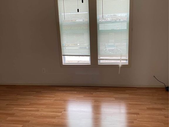 3rd image of 2908 S Chicago Ave