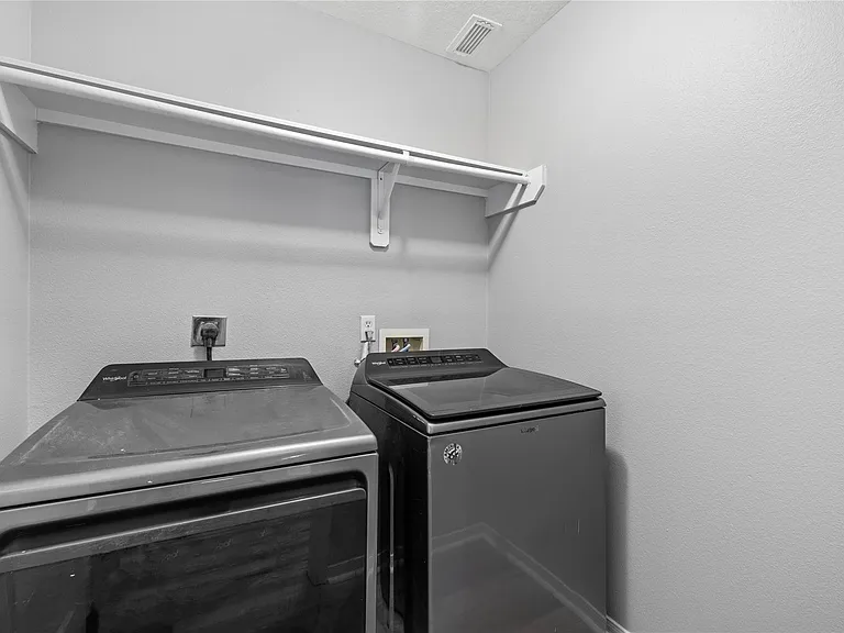12311 Granite Woods Ct — Photo 28