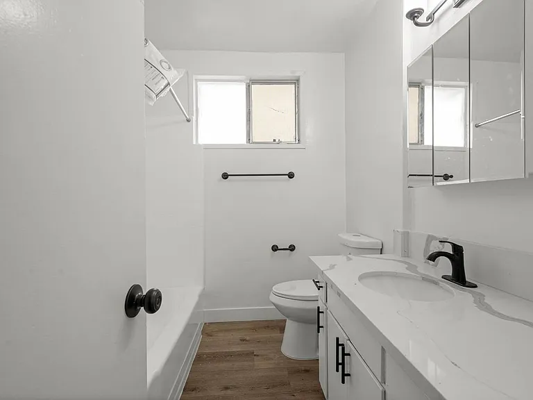 3878 Potomac Ave #11A — Photo 12