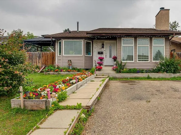 50 Grant St, Red Deer, AB T4P 2L4