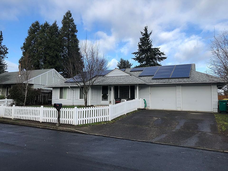 1st image of 11665 SW Manzanita St