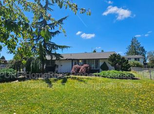 2400 Carpenter St, Mount Vernon, WA 98274