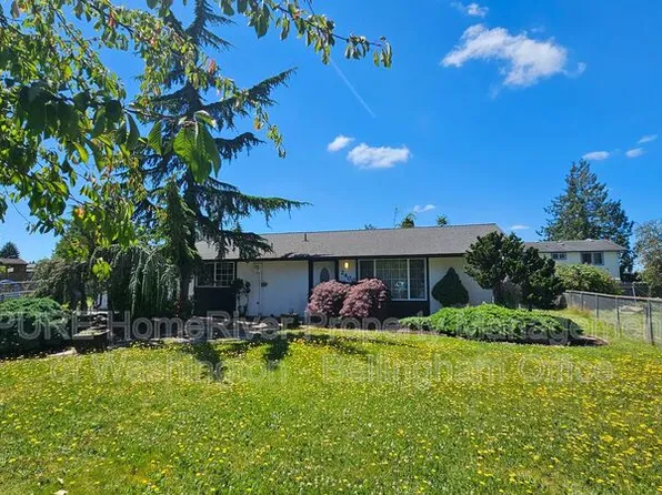 2400 Carpenter St, Mount Vernon, WA 98274