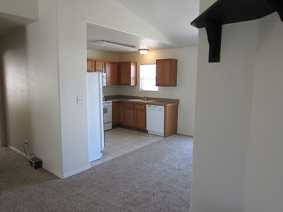 Kitchen Appliances Included