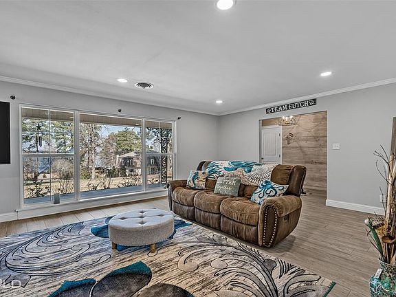 5th image of 5409 Briarcliff Cir