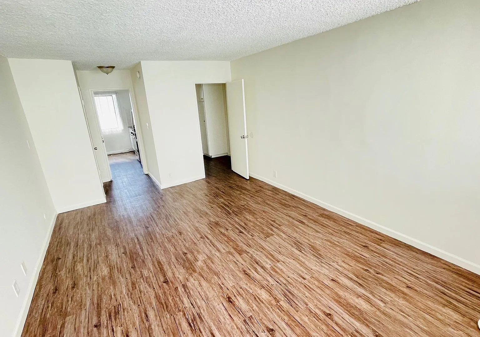 MC 933 Wilcox Properties, LLC — Photo 2