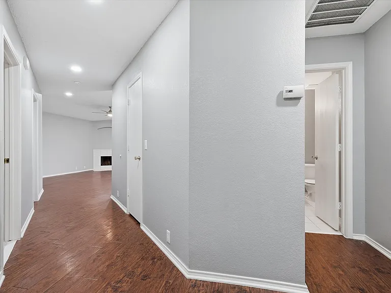 2457 Eagle Mountain Dr — Photo 6