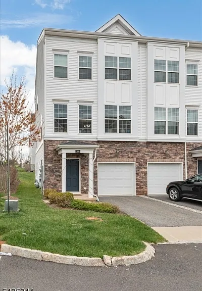 309 Saratoga Ct — Photo 30