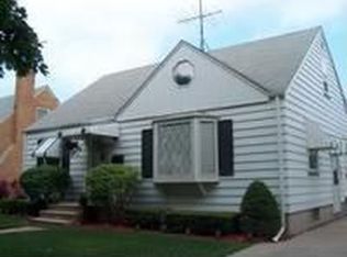 5517 35th Ave, Kenosha, WI 53144