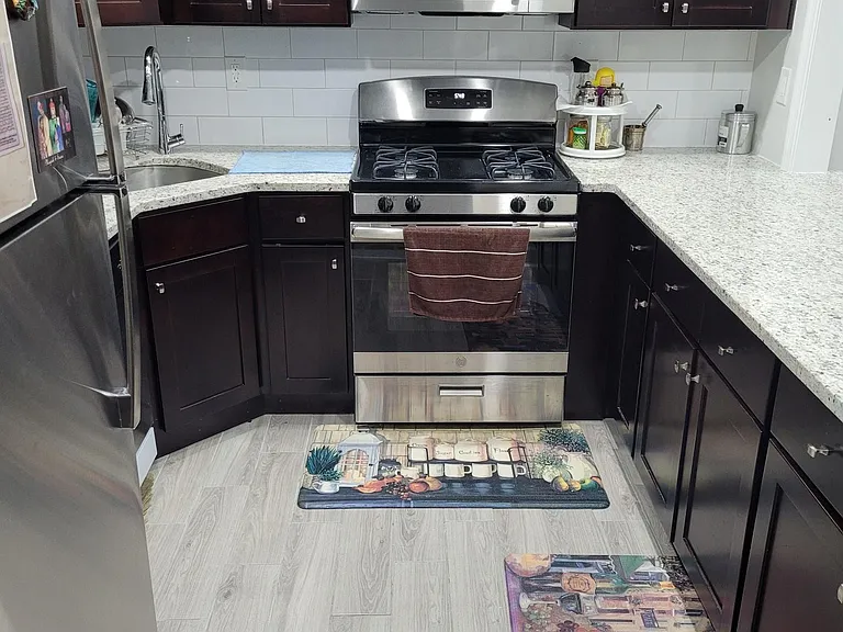 4302 Hana Rd — Photo 17